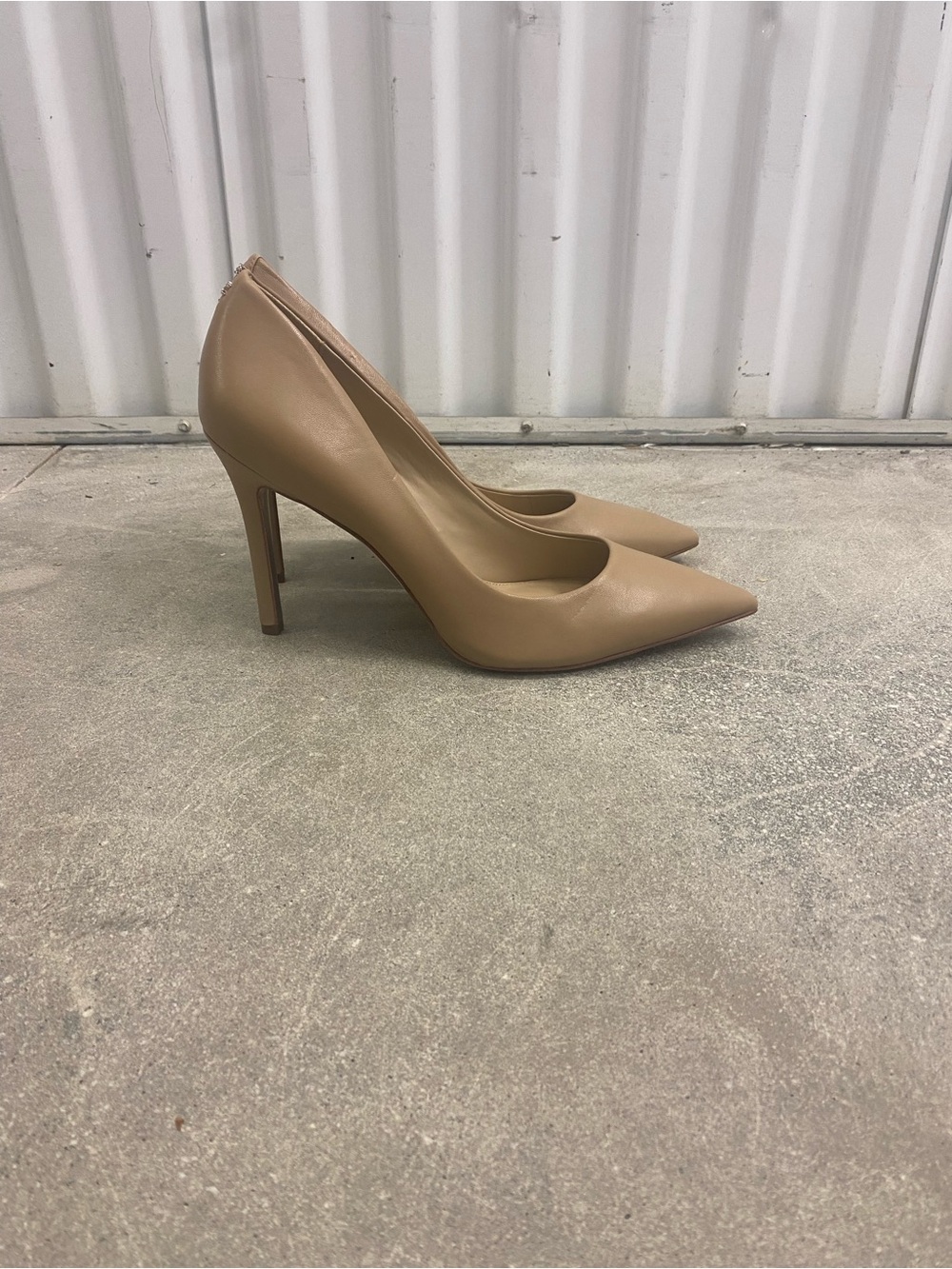NEW Sam Edelman Classic Women's Pointed Toe High Heels in Nude, Size 9